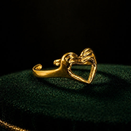 SJ-21 | Gold Stainless Steel Heart Ring